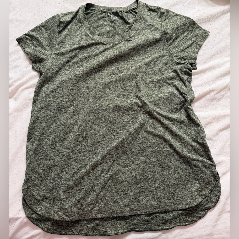 Athleta Green short sleeved shirt size L